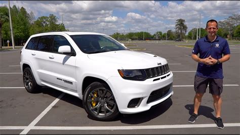 Is the 2020 Jeep Trackhawk a Performance Muscle Car SUV that's WORTH it ...