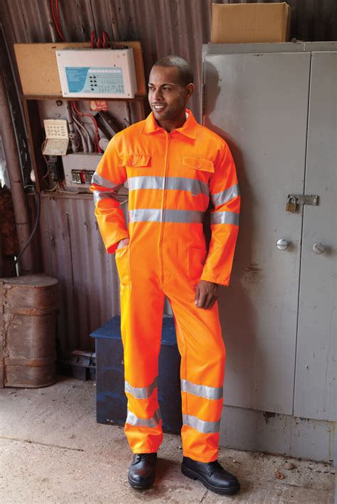 Why Is Safety Clothing Important in the Workplace? - Midway Clothing