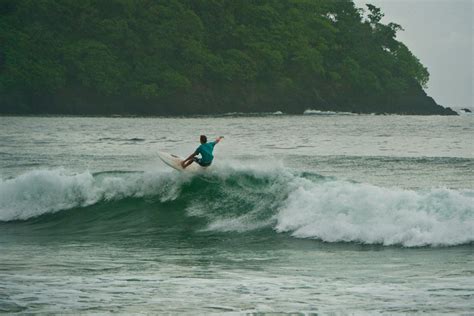 Best time for Surfing Season in Panama 2024 - Rove.me