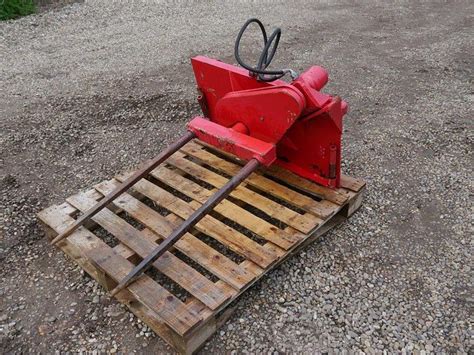 Used Bale Unroller for Sale at LBG Machinery, Ltd.