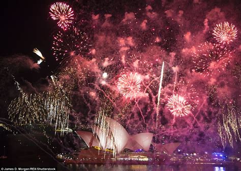 Spectacular Sydney Opera House fireworks display concludes Australia ...