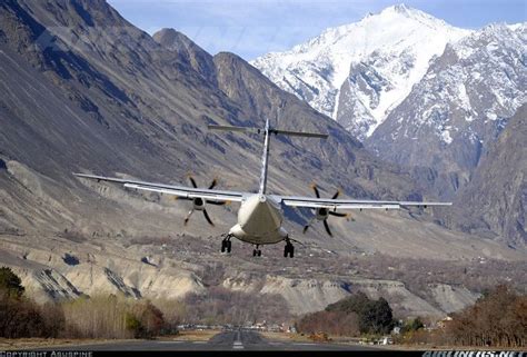 Beautifull Gilgit Airport | Pakistan international airlines, Beautiful ...