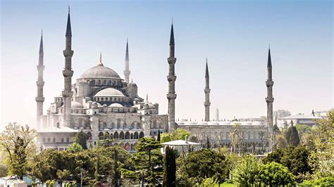 Sultan Ahmed Mosque, Istanbul - Book Tickets & Tours | GetYourGuide.com