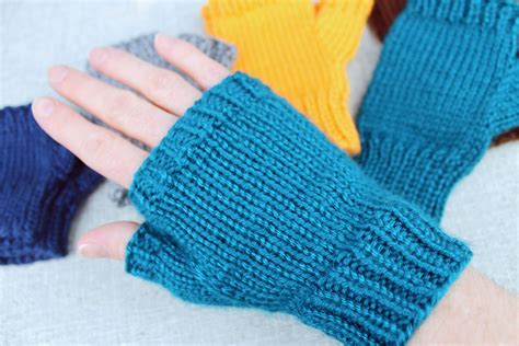 Knitting Pattern For Childrens Gloves With Fingers - Mikes Natura