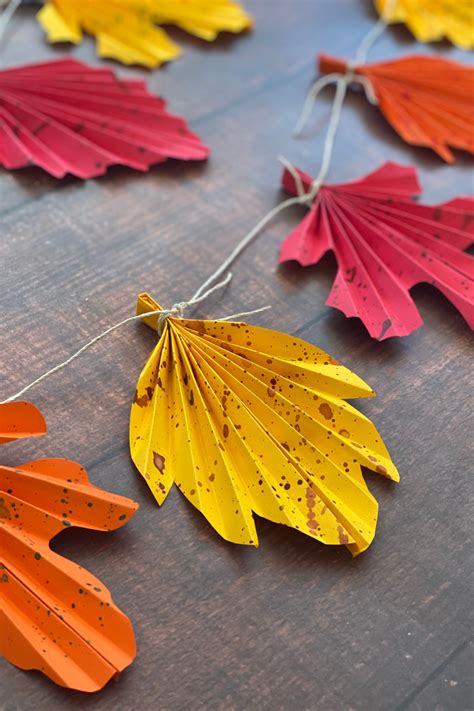 Free Autumn Leaf Craft Template | Leaf crafts, Autumn leaves craft ...