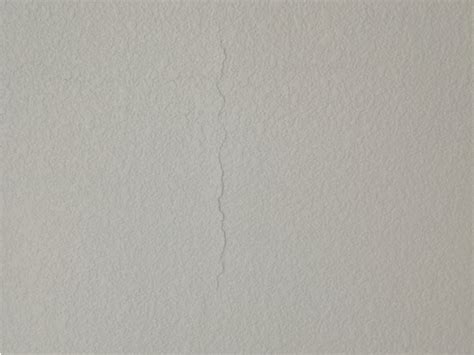 How To Fix Stress Cracks In Drywall And What Causes Them 🏠