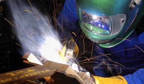 What Is A MMA Welder: Advantages | Disadvantages & Guide