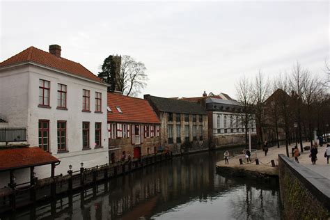 * Brugge | Canal, Structures