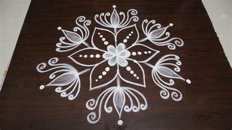 Simple n easy flower rangoli kolam | Flower rangoli, Kolam designs ...