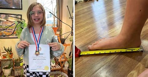 10-Year-Old Girl Bullied for Big Feet Sets World Record | FaithPot