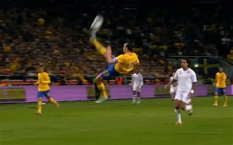 Ten famous bicycle kick goals - Zlatan Ibrahimovic - SWEDEN v England ...