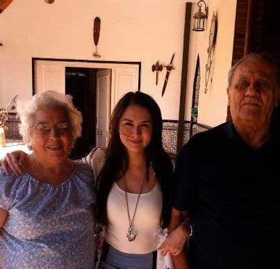 rock n roll: Marian Rivera Meets Grandparents For The First Time