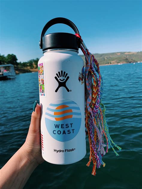 white hydroflask w stickers | Water bottle, Trendy water bottles ...