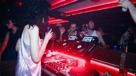 Tel Aviv nightlife - party all night long at these DJ spun clubs