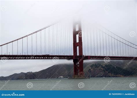 Golden Gate bridge editorial stock photo. Image of foggy - 76595993