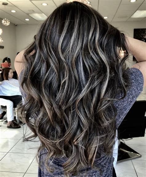 52 Top Photos Gray Hair With Black Highlights : 60 Ideas Of Gray And ...