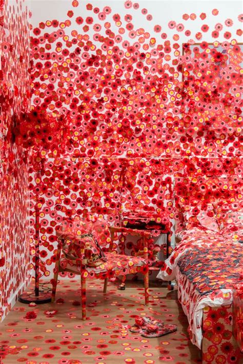 Yayoi Kusama Flower Obsession Looks Like an Explosion of Red Flowers