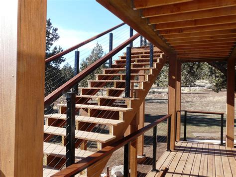 30+ Cable Deck Railing Ideas – DECOOMO