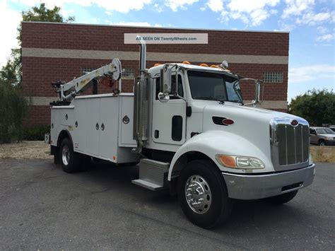 2007 Peterbilt 335