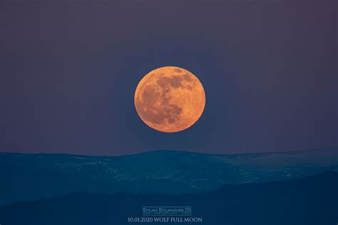 Wolf Moon lunar eclipse kicks off penumbral quartet for 2020 (photos ...