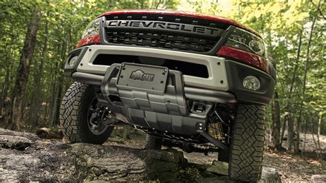 2019 Chevy Colorado ZR2 Bison debuts with extra off-road gear