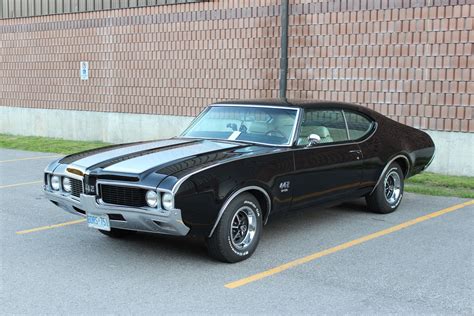 1969 Cutlass 442 hardtop em 2020 | Carros