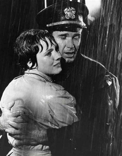 Julie Andrews and James Garner in The Americanization of Emily 1964 ...