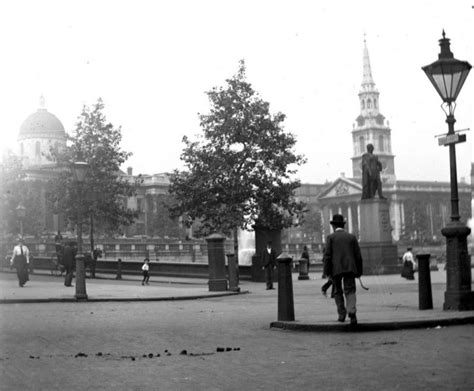 Rare Found Photos That Capture Street Scenes of London From the 1890s ...