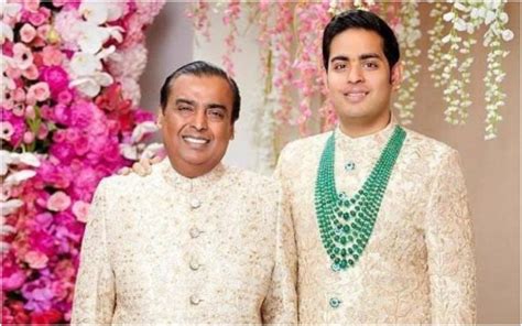 Mukesh Ambani Performs Mahashivratri Puja With Son Akash At Somnath ...