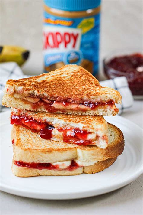 Peanut Butter Jelly Banana Sandwich Recipe