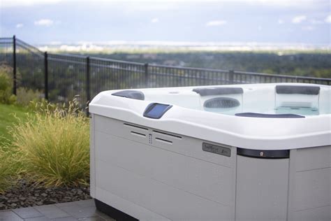 Bullfrog Spas Model A7 (Limited Availability) - Hot Tubs & Swim Spas