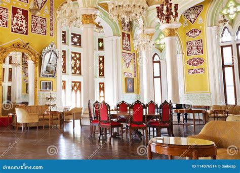 Inside Bangalore Palace editorial stock image. Image of indoors - 114076514