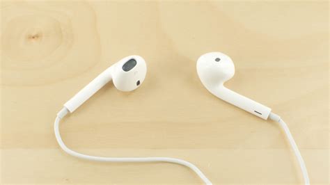 Apple EarPods Review - RTINGS.com