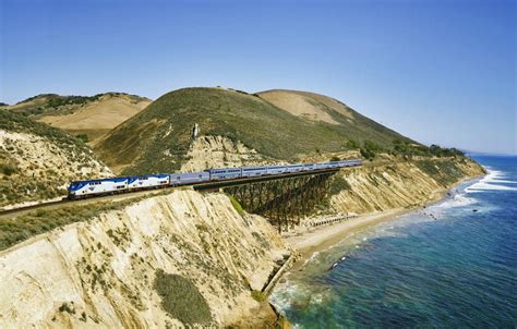 Coast Starlight | Amtrak Vacations®