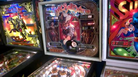 The Seattle Pinball Museum - YouTube