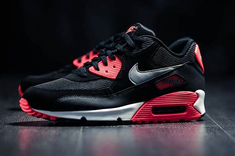 Nike Air Max 90 Essential "Infrared" | HYPEBEAST