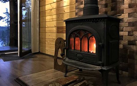 Your Guide to Wood Stove Installation » Full Service Chimney™