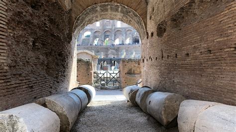 Entire Vatican Tour & Colosseum with Arena Floor - ItaliaTours