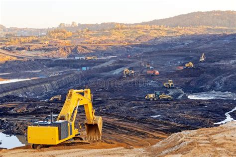 Open mining pit stock photo. Image of environmental, heavy - 41952904