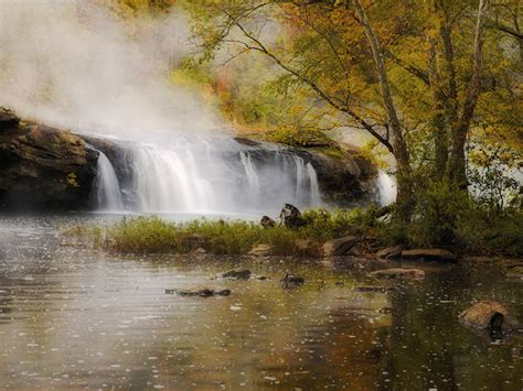 Sandstone Falls State Park, a West Virginia State Park located near ...