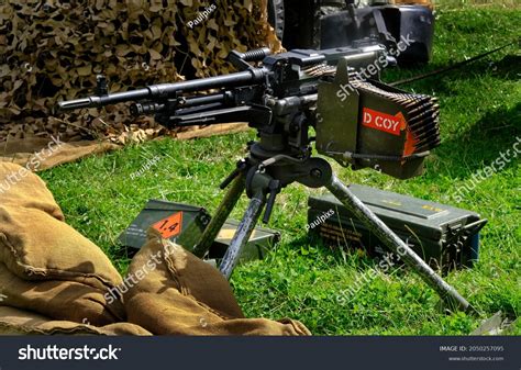 6 British Army Gpmg Machine Gun Images, Stock Photos & Vectors ...