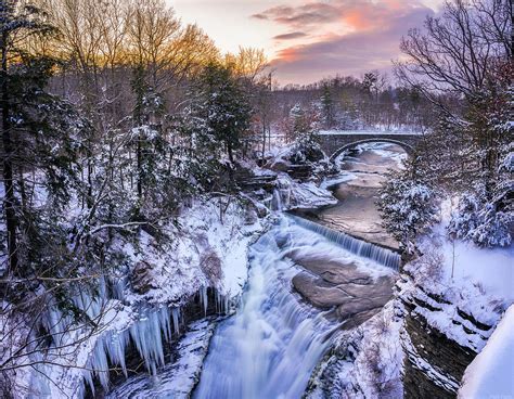 Upper Taughannock Falls In Winter Photograph by Mark Papke - Fine Art ...