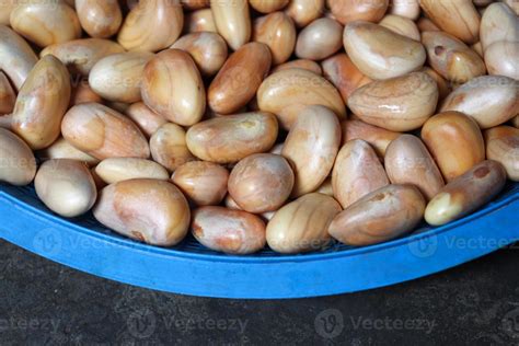 jackfruit seeds on basket for cooking 11991204 Stock Photo at Vecteezy