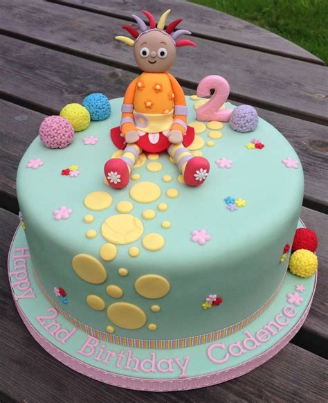 In the Night Garden cake with Upsy Daisy model | Kids birthday party ...