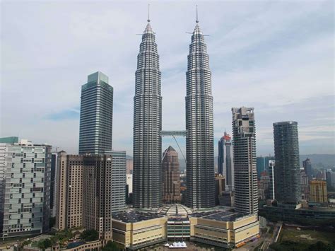 Petronas Twin Towers Time to Witness Some Architectural Beauties ...