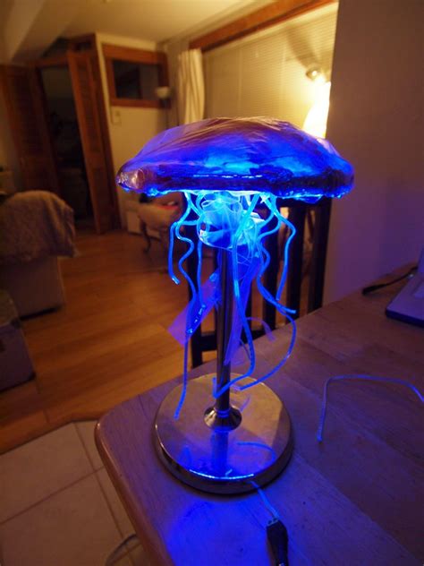 Jellyfish Lamp | Jellyfish lamp, Fish lamp, Jellyfish light