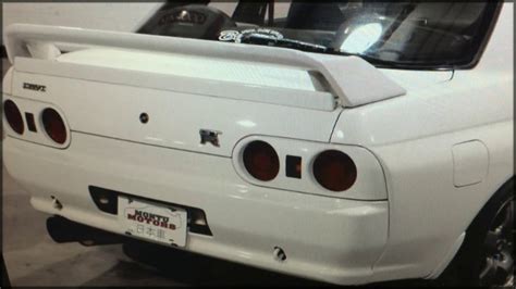 Why do some R32 GTR's have Different Spoilers? - YouTube