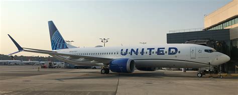 United Airlines Takes Delivery of First of Thirteen Boeing 737 MAX 8 ...