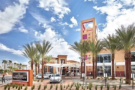 4 Best Outlet Malls in Las Vegas (2023 Updated)