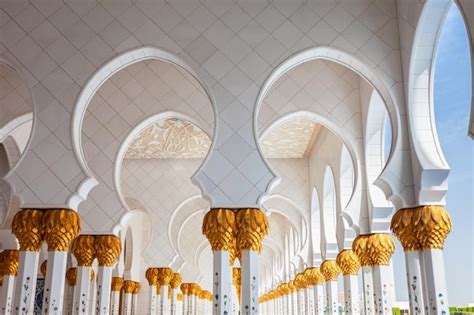 Premium Photo | Sheikh zayed grand mosque interior